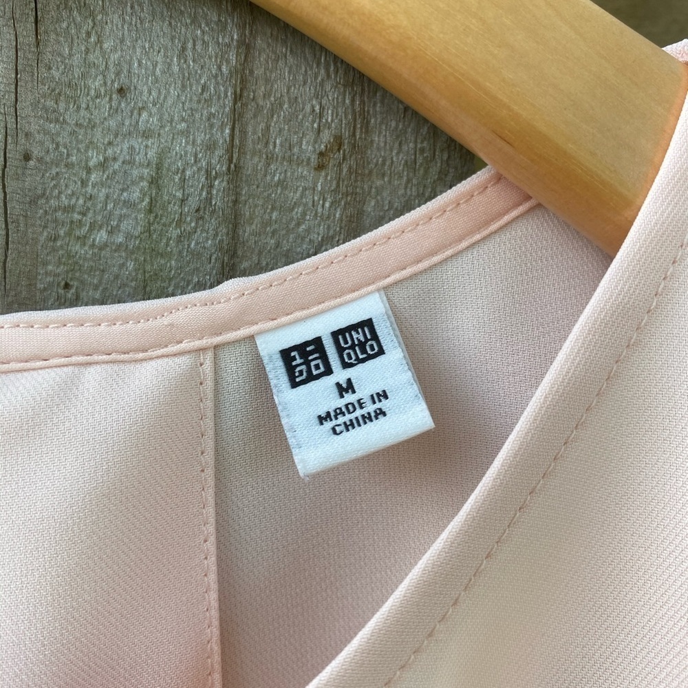 Drape Short Sleeved Blouse - Picture 3 of 4